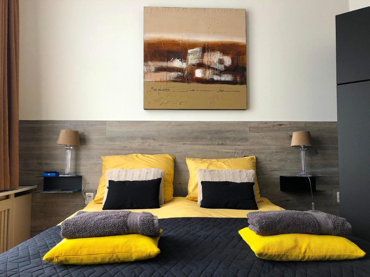 Bolton Boulevard Beach Rooms Vlissingen Exterior foto