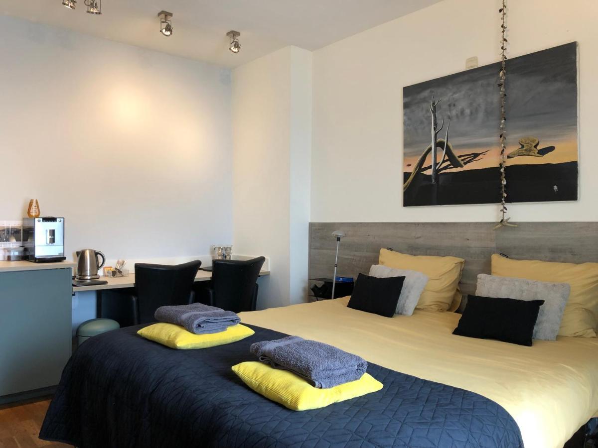 Bolton Boulevard Beach Rooms Vlissingen Exterior foto